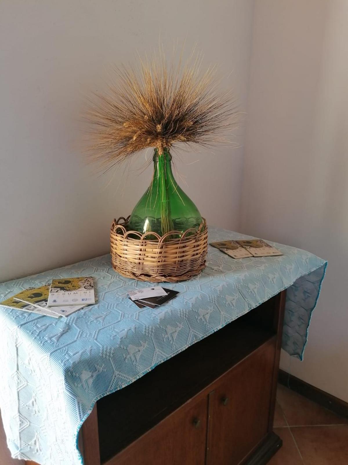 Domus De Jara - Casa Montis Apartment Baradili Room photo
